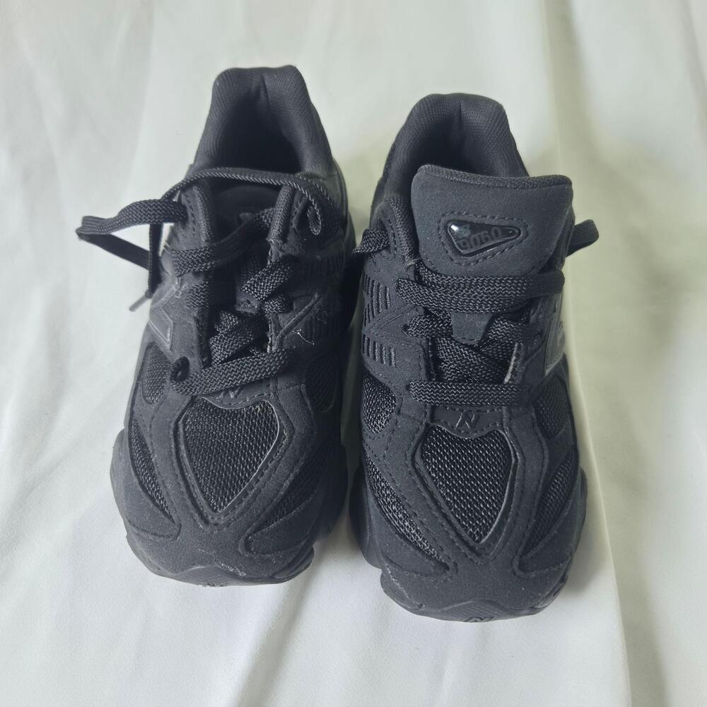 New Balance 9060 Shoes Boys Size 1 Black Lace Up Athletic Sneakers PC9060BB